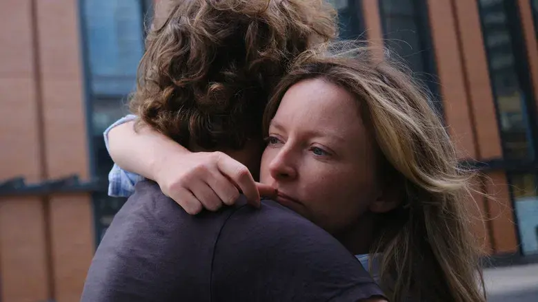 Matt and Mara - Fondo