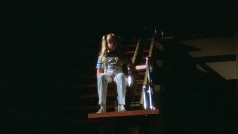 El visitante del más allá - Fondo