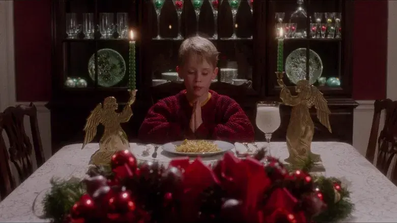 Solo en casa - Fondo