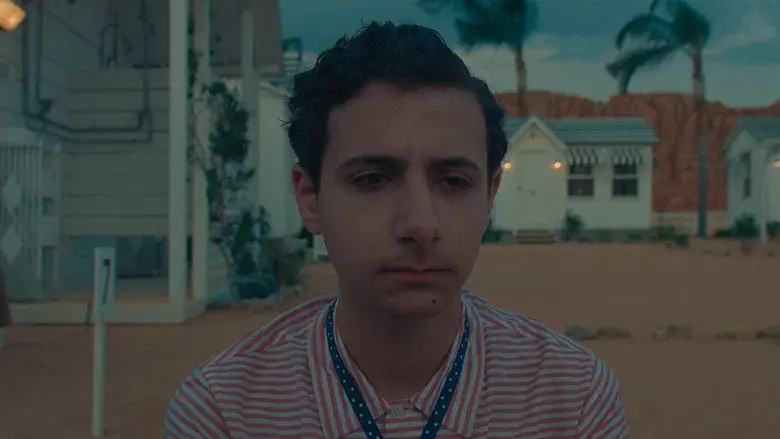 Asteroid City - Fondo