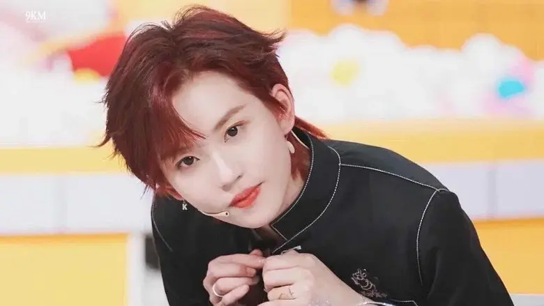 非日常派对 - Fondo