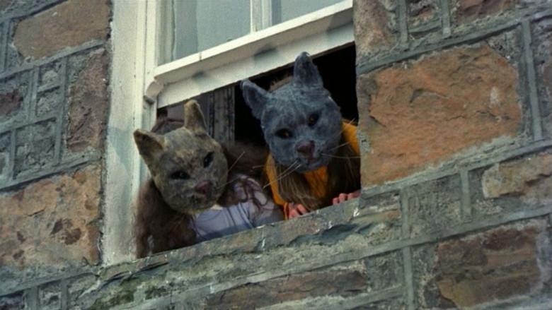 El hombre de mimbre - Fondo