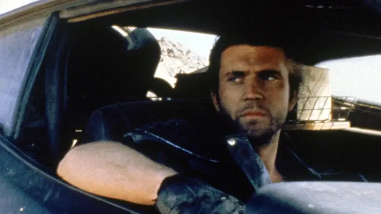 Mad Max 2: El guerrero de la carretera - Fondo