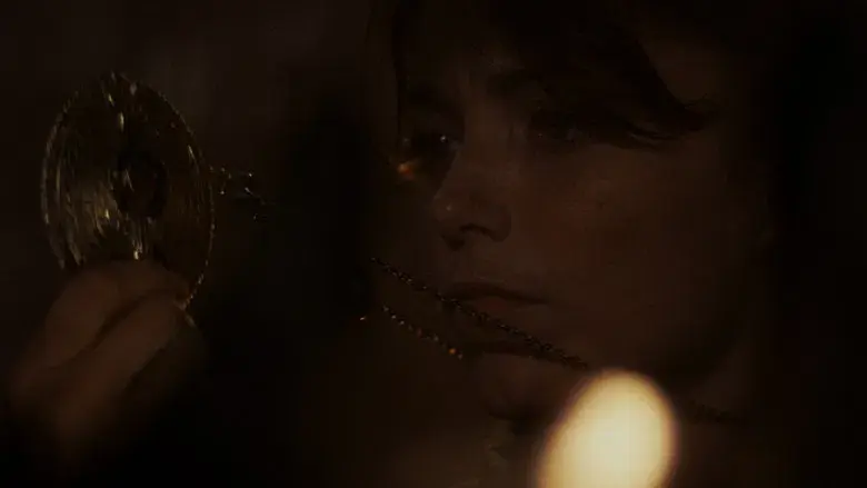 En busca del arca perdida - Fondo