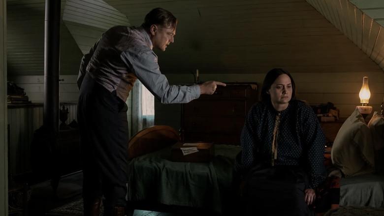 Los asesinos de la luna - Fondo