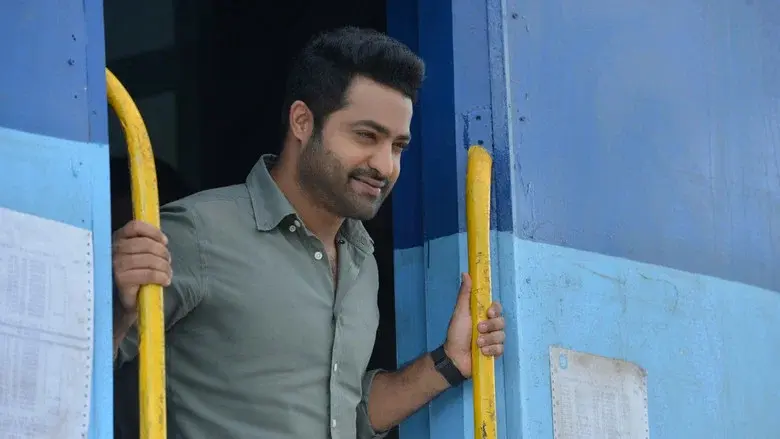 అరవింద సమేత... వీర రాఘవ - Fondo