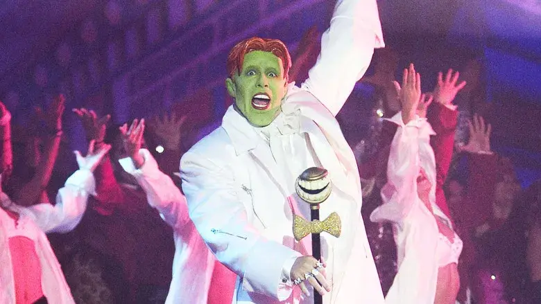 La máscara 2 (El hijo de la máscara) - Fondo