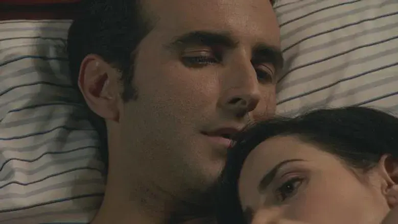 Ximena hace el amor con el Turco