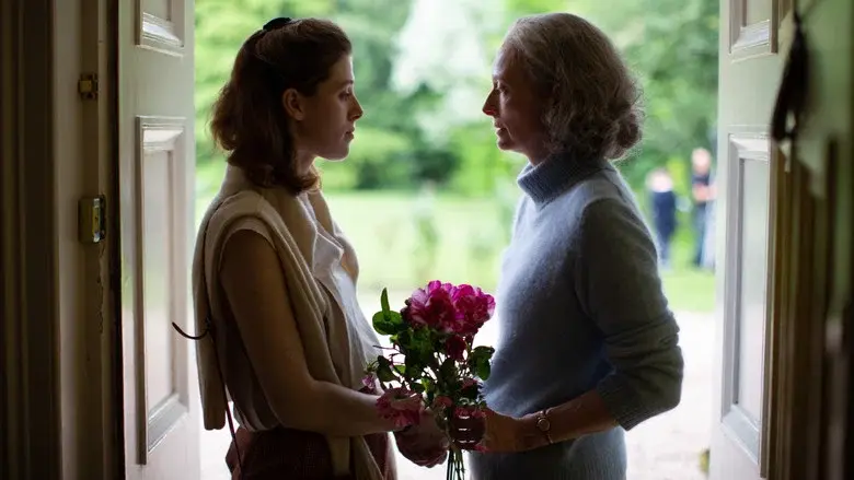 The Souvenir: Part II - Fondo