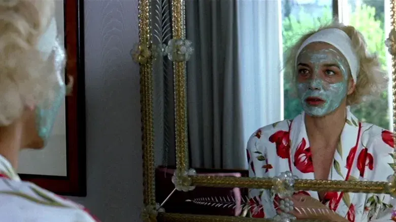 Tacones lejanos - Fondo