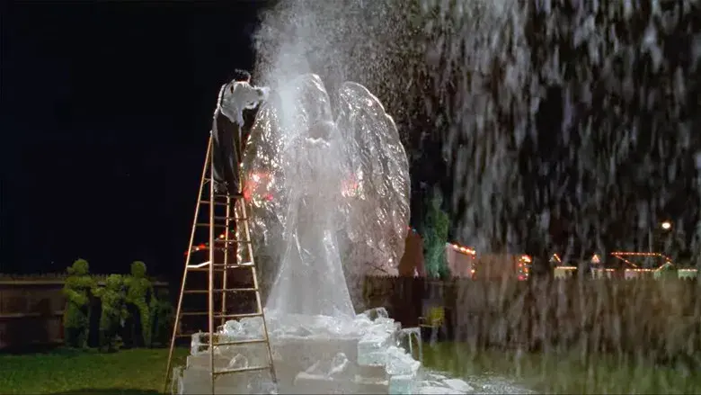 Eduardo Manostijeras - Fondo