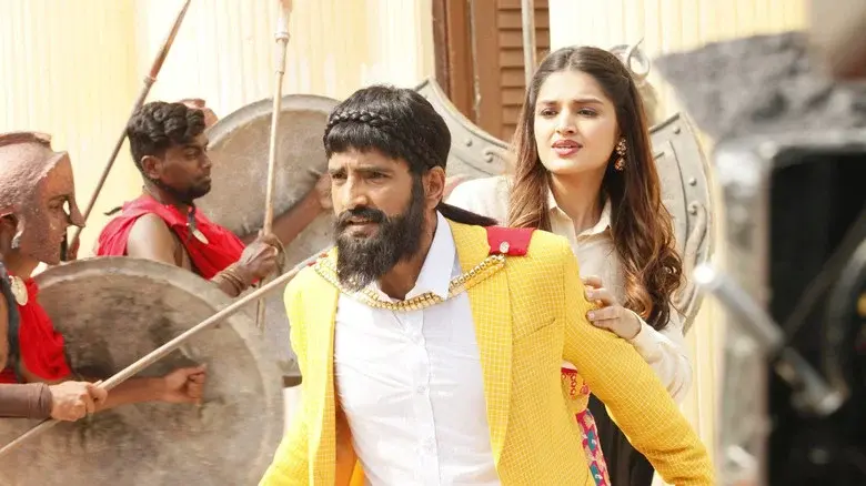 பிஸ்கோத் - Fondo