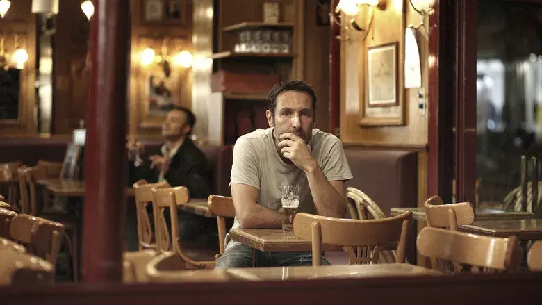 Pequeñas mentiras sin importancia - Fondo