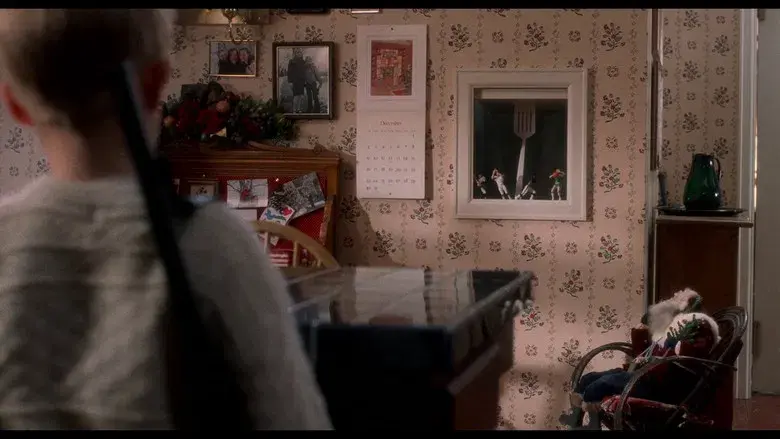 Solo en casa - Fondo