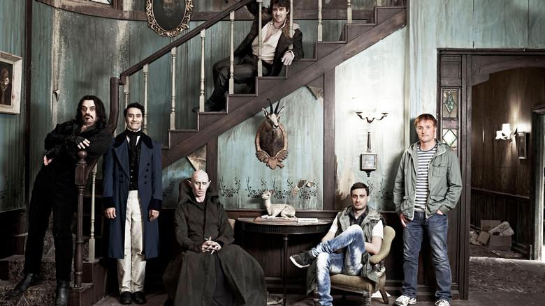 Lo que hacemos en las sombras - Fondo