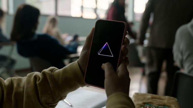 Good Luck, Have Fun, Don't Die - Fondo