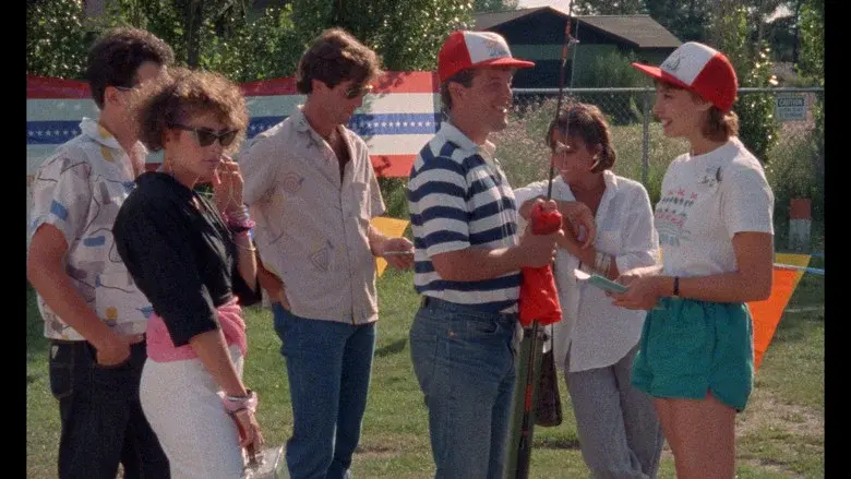 Galaxies Are Colliding - Fondo