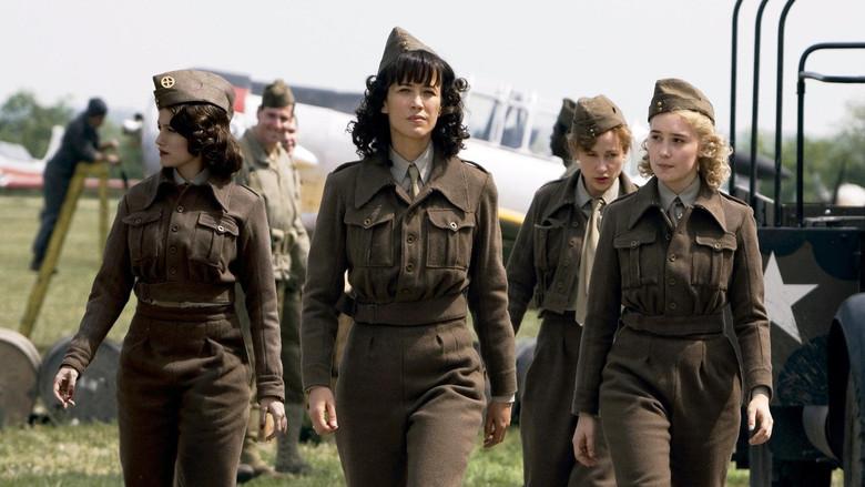 Espías En La Sombra - Fondo