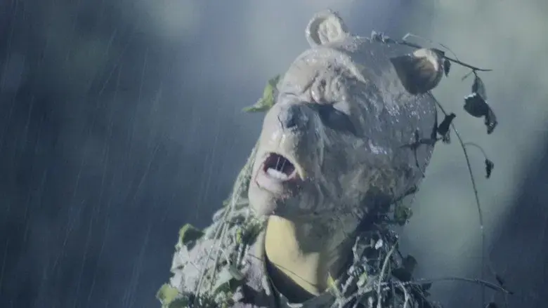 Winnie the Pooh 2: El bosque sangriento - Fondo