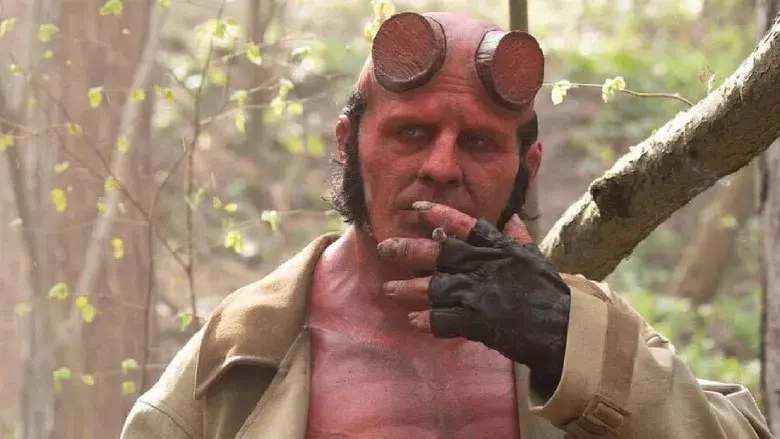 Hellboy: El Hombre Retorcido - Fondo