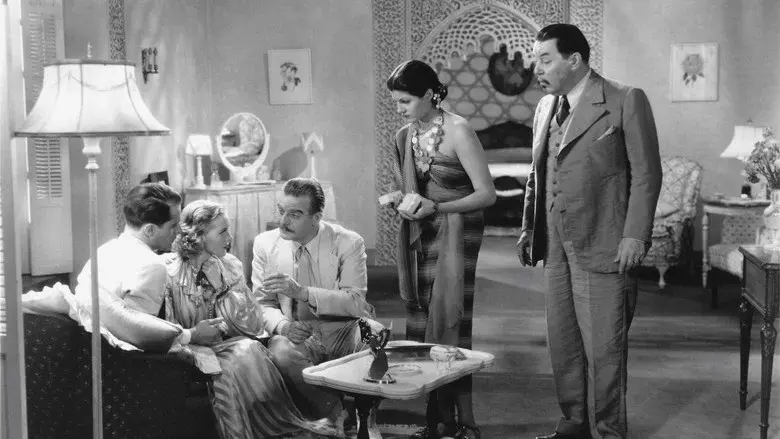 Charlie Chan en Egipto - Fondo