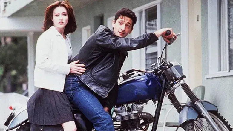 Rebel Highway - Fondo