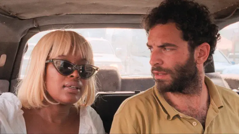 La risa y la navaja - Fondo