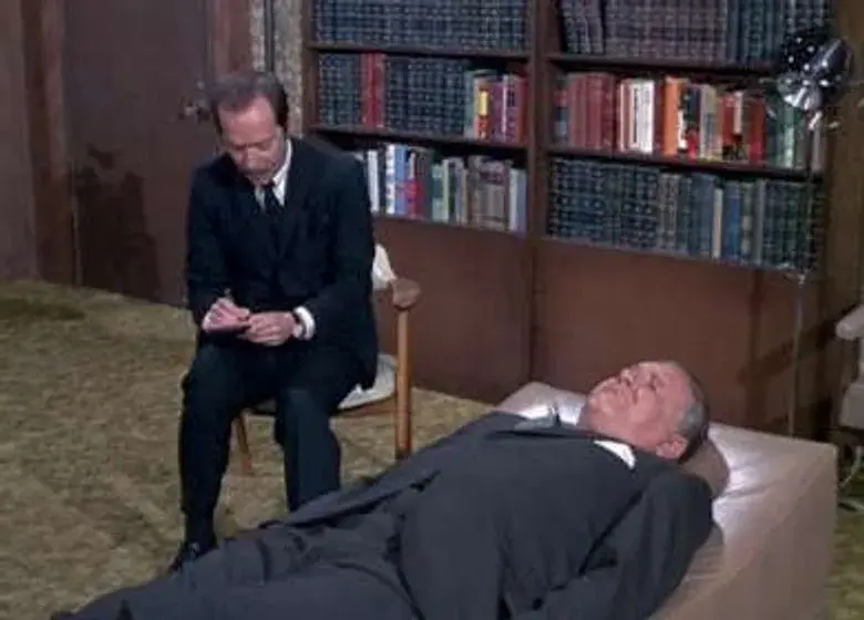 Samantha mueve la nariz por UNICEF