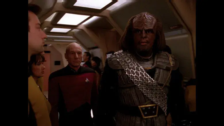 Star Trek: The Next Generation - Redemption - Fondo