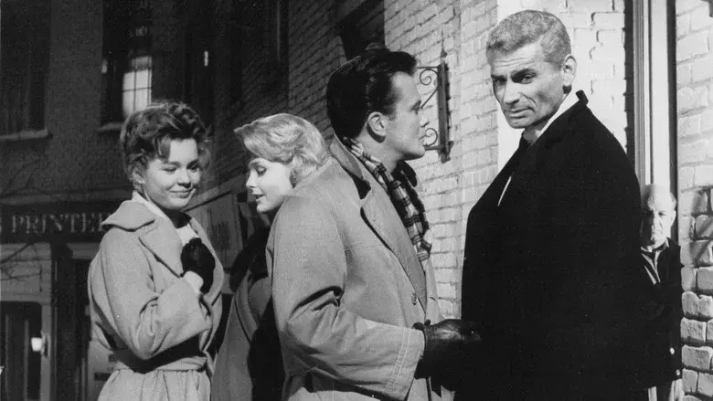 Regreso a Peyton Place - Fondo