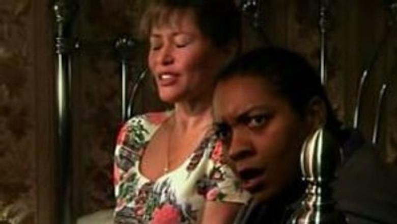 Mónica vuelve a casa