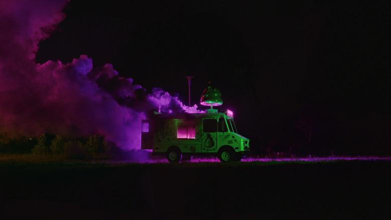 El brillo de la televisión - Fondo