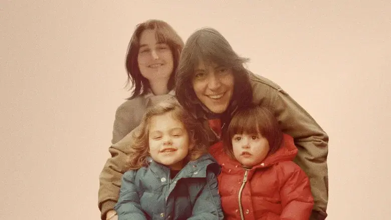 Nuclear Family - Fondo