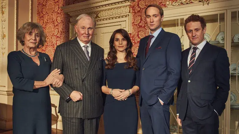 King Charles III - Fondo