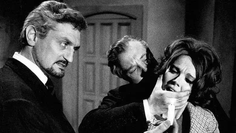 FBI frente a Scotland Yard - Fondo