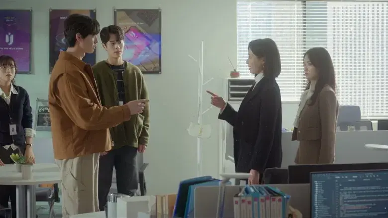 러브 포비아 - Fondo