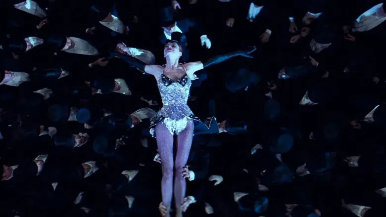 Moulin Rouge - Fondo