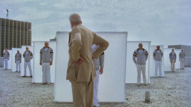 El visitante del más allá - Fondo