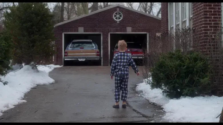 Solo en casa - Fondo