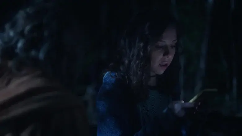 Peligro En Redes - Fondo