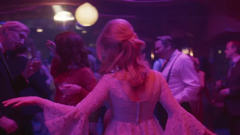 Última noche en el Soho - Fondo