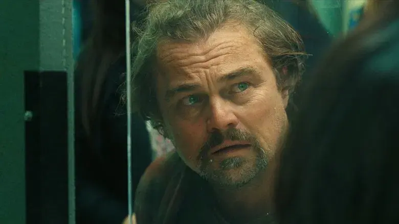 Una batalla tras otra - Fondo