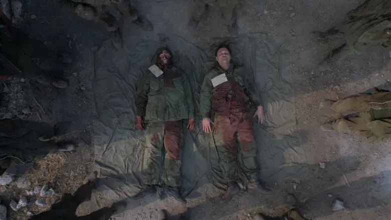 La chaqueta metálica - Fondo