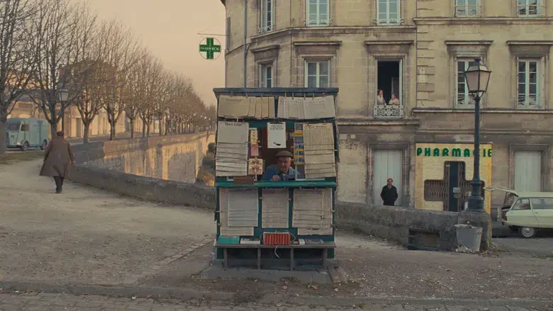 La crónica francesa - Fondo
