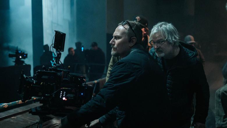 Good Luck, Have Fun, Don't Die - Fondo