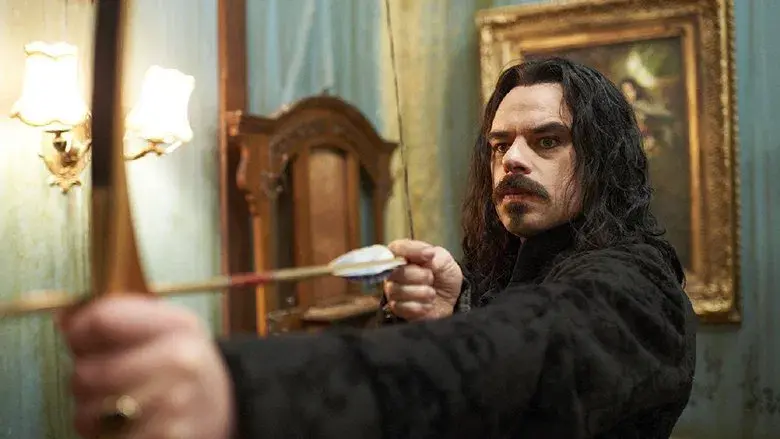 Lo que hacemos en las sombras - Fondo