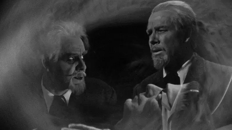 La mansión de Drácula - Fondo