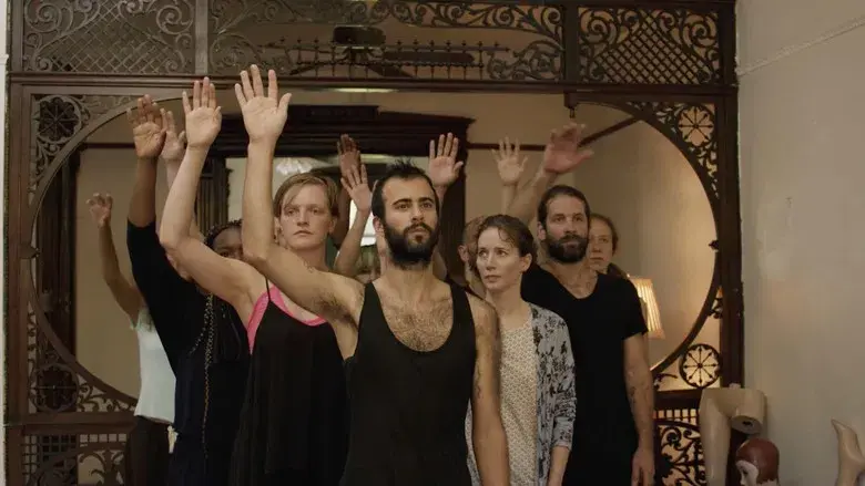 Madeline's Madeline - Fondo