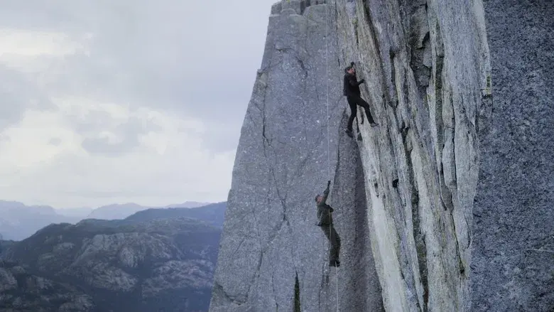 Misión: Imposible - Fallout - Fondo