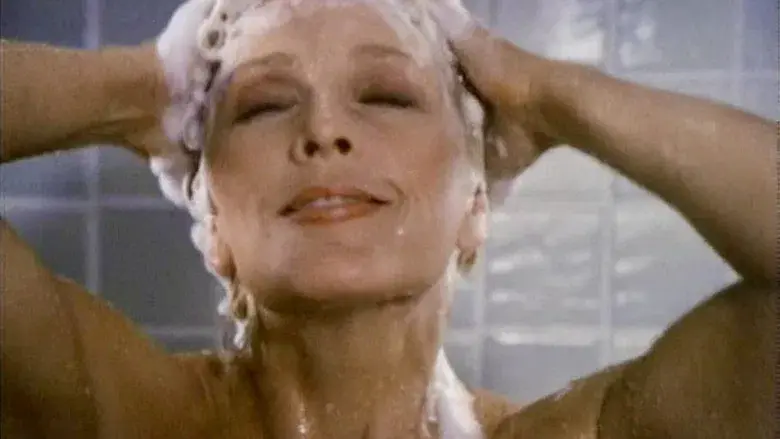 El monstruo del armario - Fondo